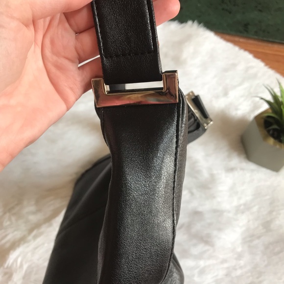 Kim Rogers Black Shoulder Bag w/ Silver Accents - Picture 8 of 14